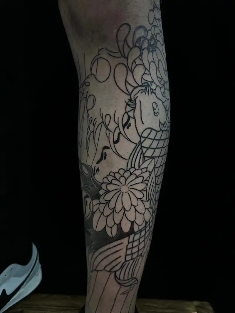 日式老传统 #花腿#老传统纹身  彫婳老师纯手绘构图小腿线 - 抖音