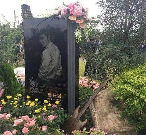 看破爱情的伤感句子 看穿爱情的qq感伤短信句子