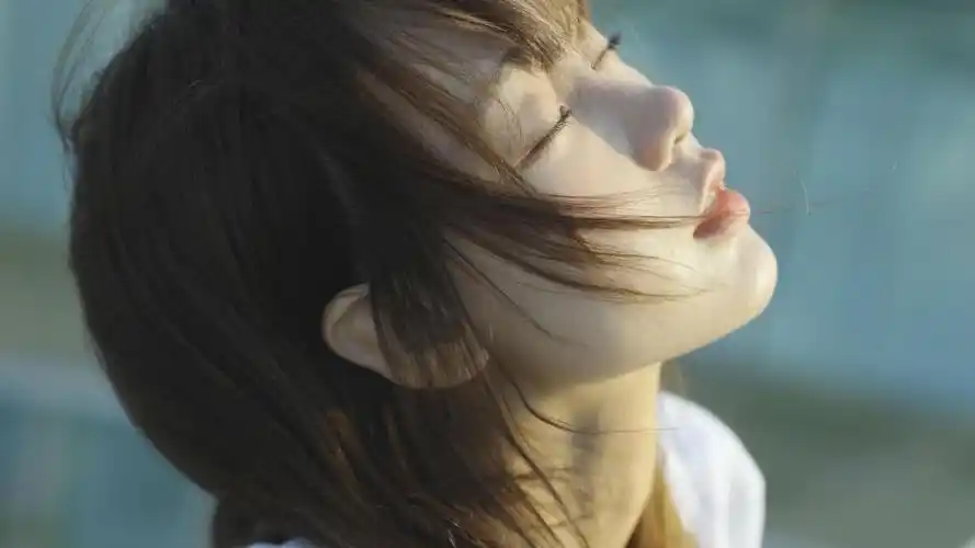 清新甜美的小姐姐,高清壁纸图片,大陆美女-回车桌面