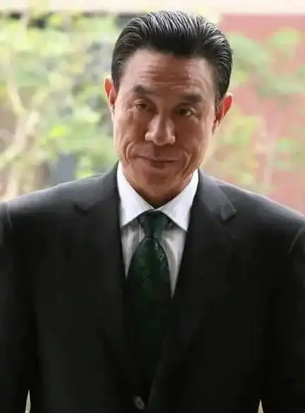 原创老戏骨杜志国65岁娶三任妻子又被曝出轨脸面丢尽太难看