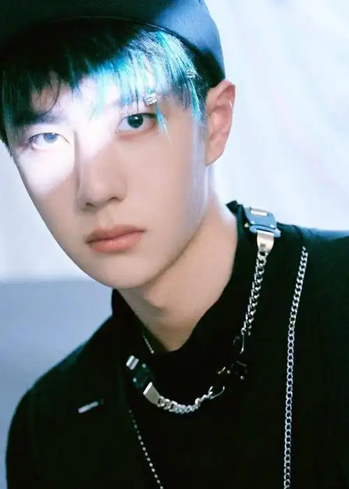 王一博高冷人设"崩塌",粉丝大呼:我不配!