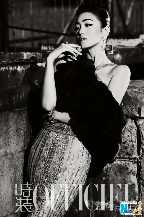 巩俐《时装》黑白典藏大片 女王气质难以复制