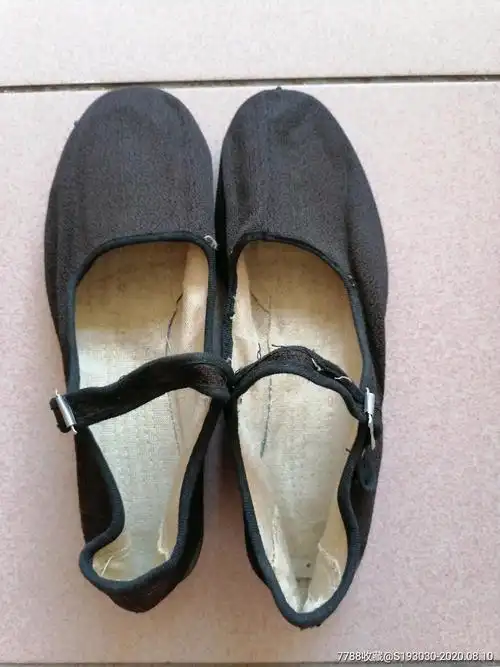 八十年代女性老布鞋