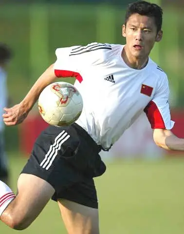 北京时间8月20日凌晨,杨晨转会终于尘埃落定,中国杨已与德乙圣保利队