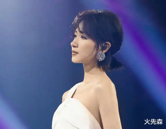 万茜李斯丹妮粉丝因投票内讧,缺乏沟通只是导火索,你怎么看?