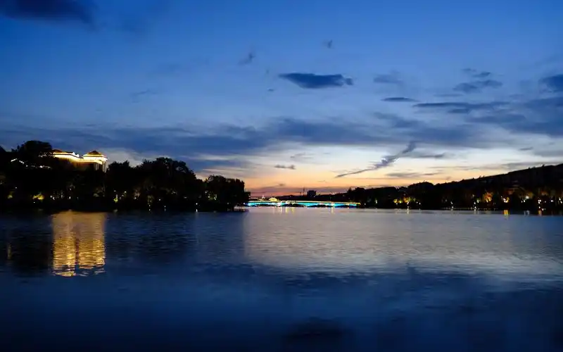 【延时摄影尝试】在濠东绿地用"战损版"小米mix2s拍摄的延时摄影