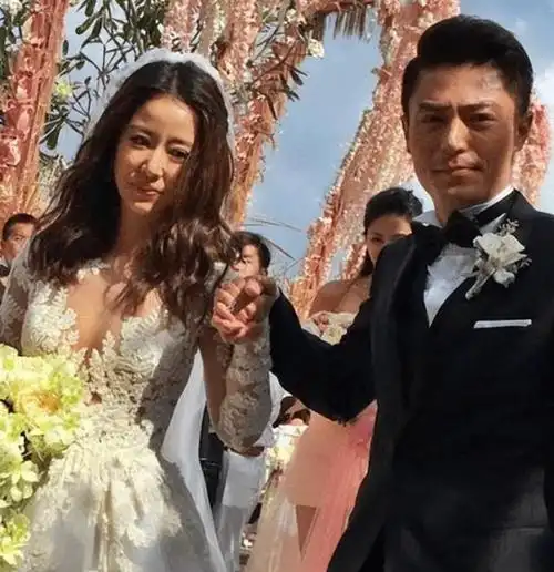 结婚6年就糊了从一线演员到无人问津霍建华可曾后悔过