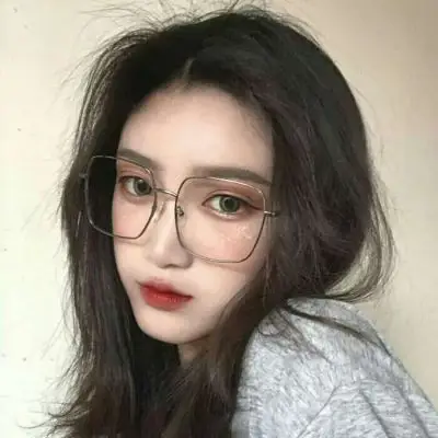 念七 精致淑女温柔女生戴眼镜头像