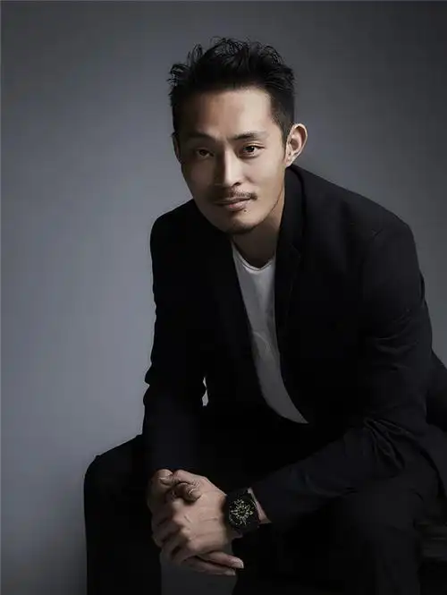 设计资讯 正文 子境室内装修设计工程有限公司 主持设计师 现代简约风