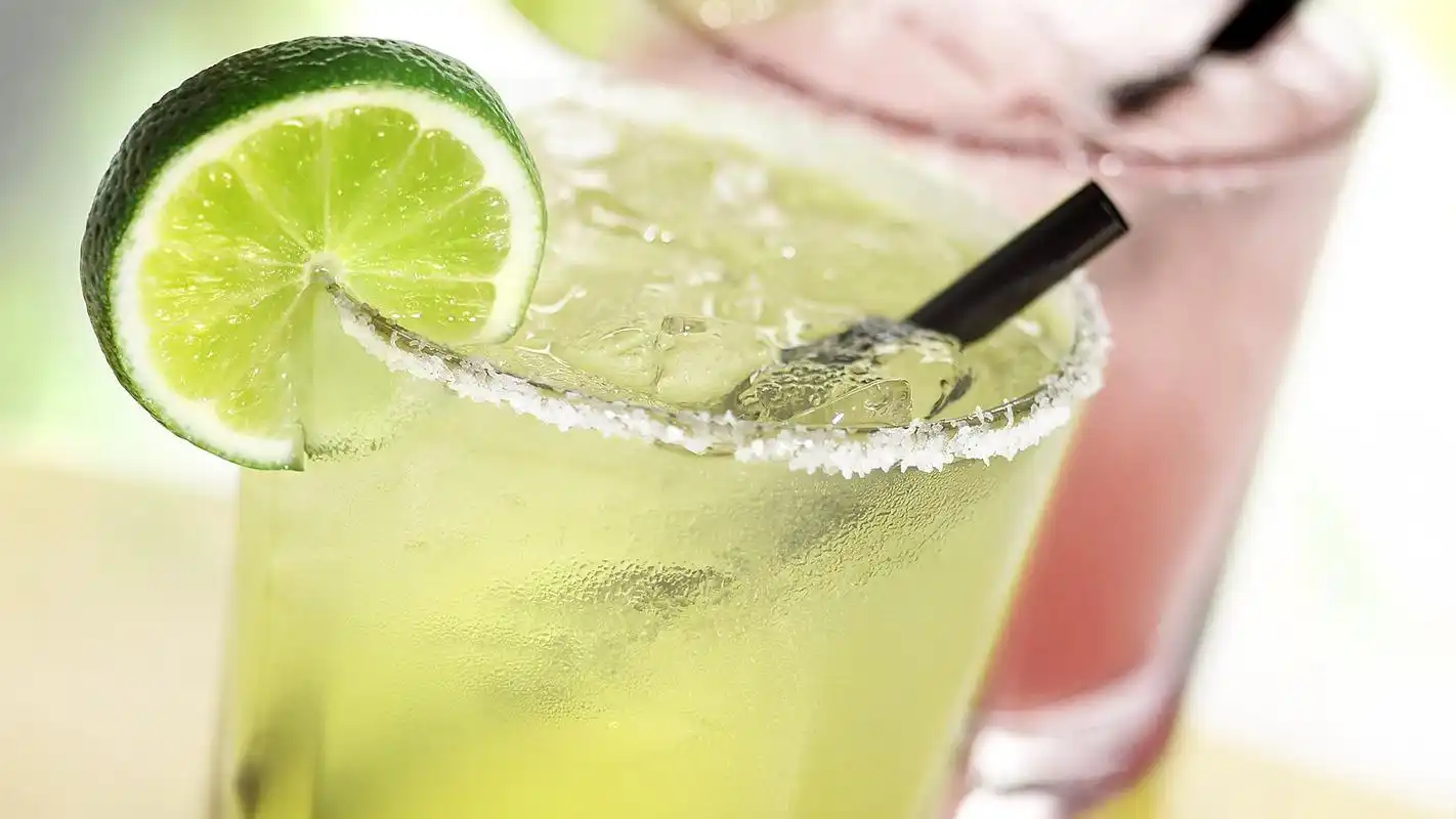 鲜美柠檬果爽口高清桌面壁纸