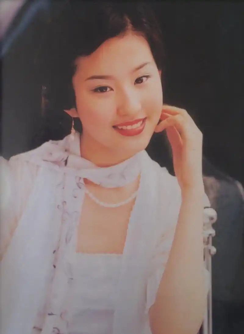 刘亦菲早期金粉世家剧照,真是人间富贵花
