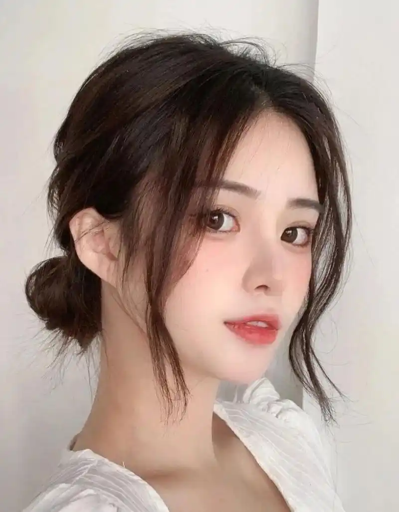 鲶鱼须刘海,00后新宠!99这个小清新的发型简直就是少女心爆棚!