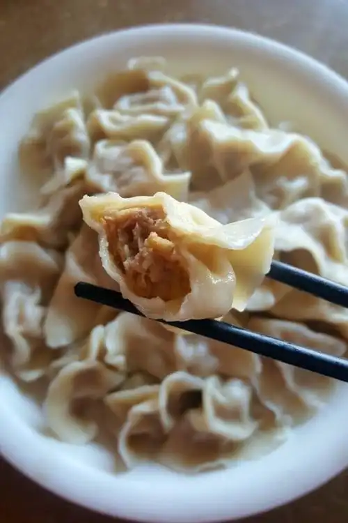 潘晓晓做的猪肉白菜饺子