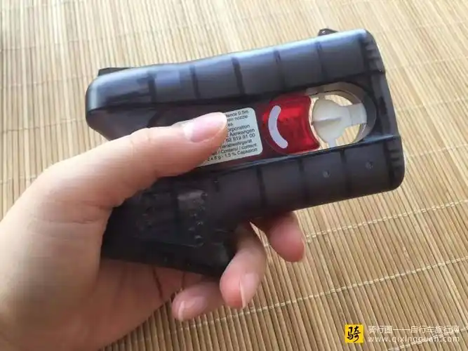 木仓形 瑞士守护天使二代 防身喷雾