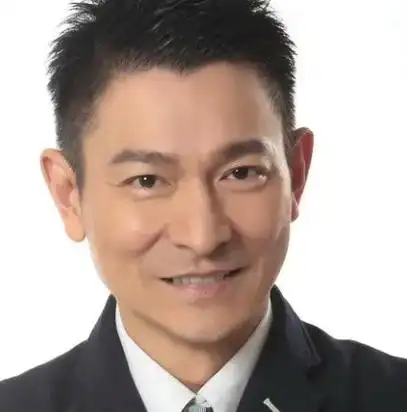 刘德华微博分享近期生活动态,晒自拍与网友互动,豪宅内景曝光!