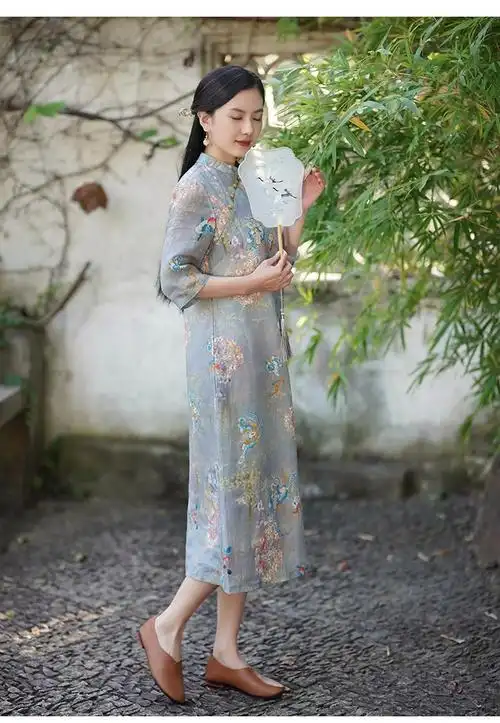 2024苎麻改良旗袍女夏季新款微胖遮肚气质复古显瘦中式棉麻连衣