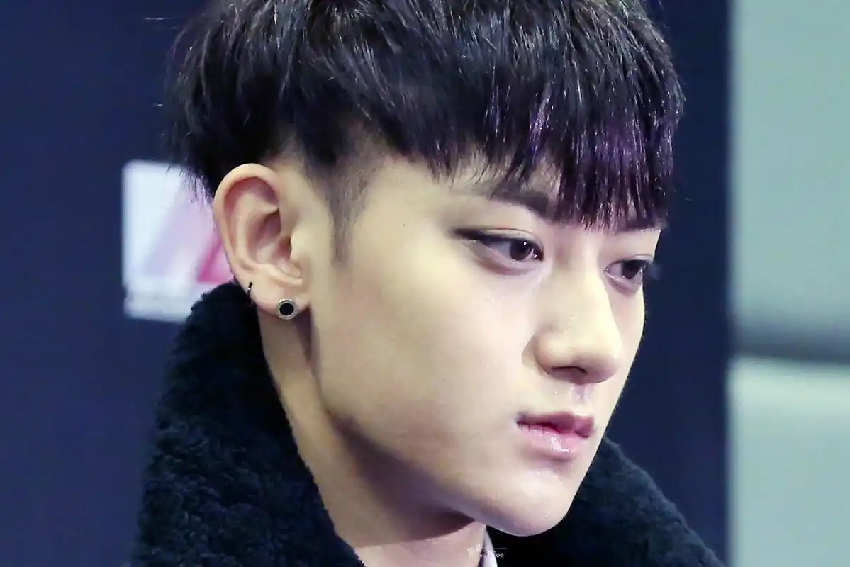 p>黄子韬,1993年5月2日出生于山东省 a target="_blank" href="/item