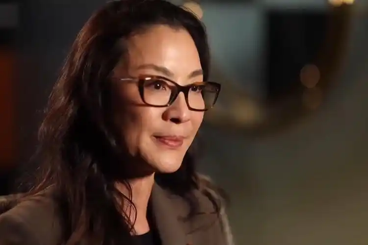 杨紫琼将主演漫威英雄尚气我们也有了自己的超级英雄