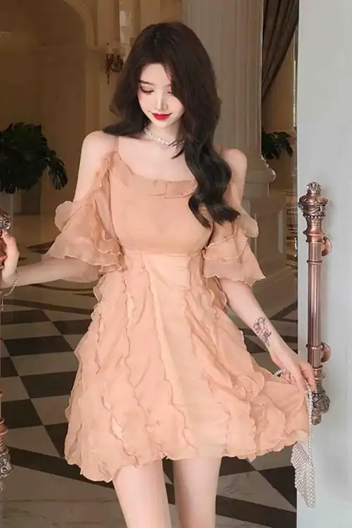 雪纺吊带连衣裙_价格_品牌_图片_怎么样 蘑菇街