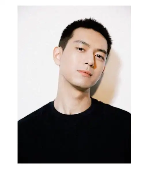 李现剪寸头王一博换短发,夏季潮男发型来袭