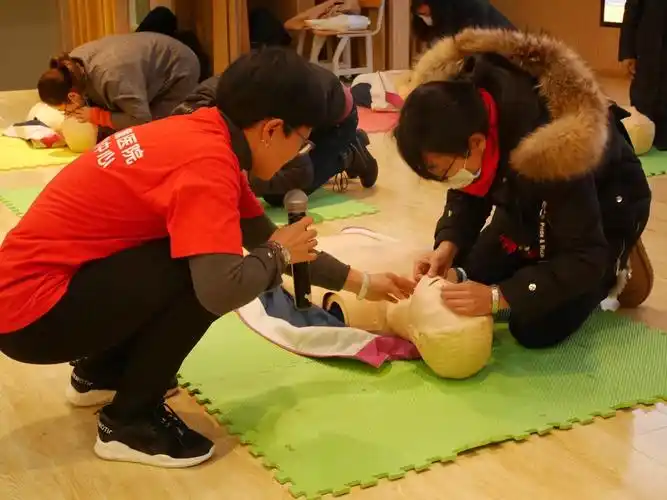 防患于未然------云南师范大学附属润城学校小学部儿童急救培训圆满