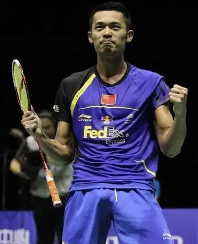 图林丹凸起裆部有巨器昔日羽坛名将近况分析