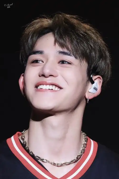 黄旭熙lucas愚人节贺图汇总楼