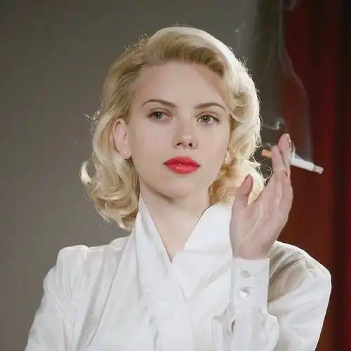 请问有没有类似姐就是女王的头像