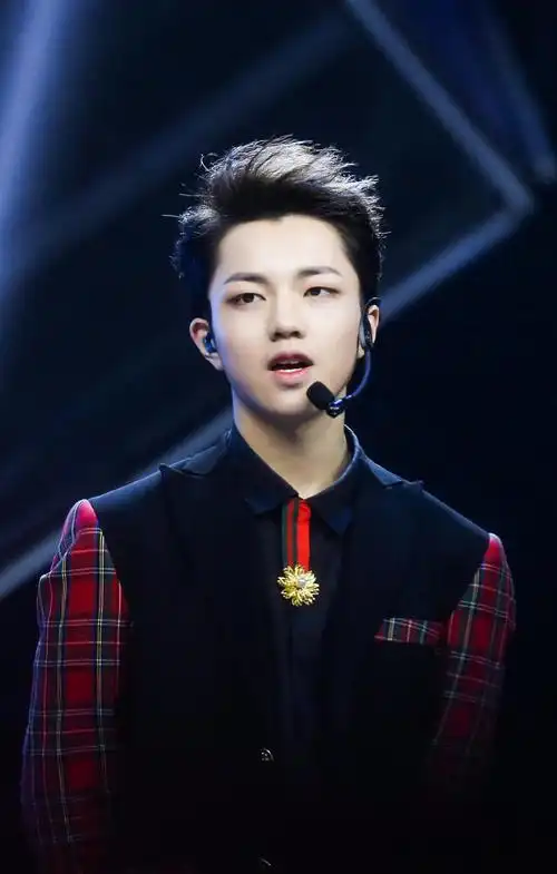 钱正昊《偶像练习生》图片