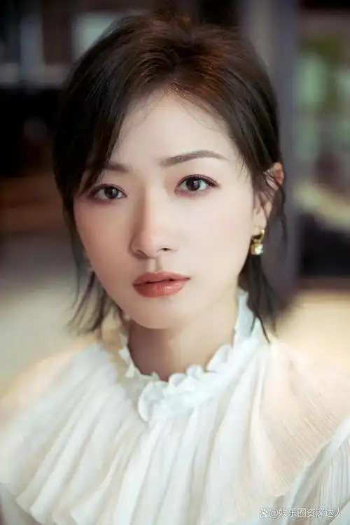 万茜:一位才华横溢的女演员