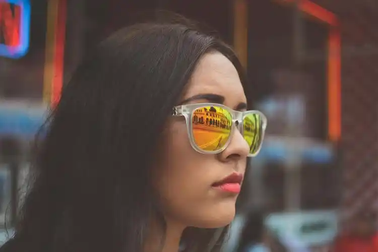 优雅清新美少女高清壁纸