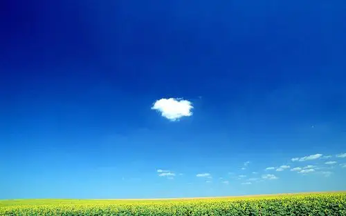 蓝天白云唯美清新图片桌面壁纸