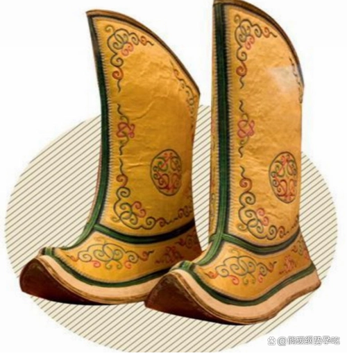 胡化现象使得长安靴履文化与游牧民族文化交融,尤其体