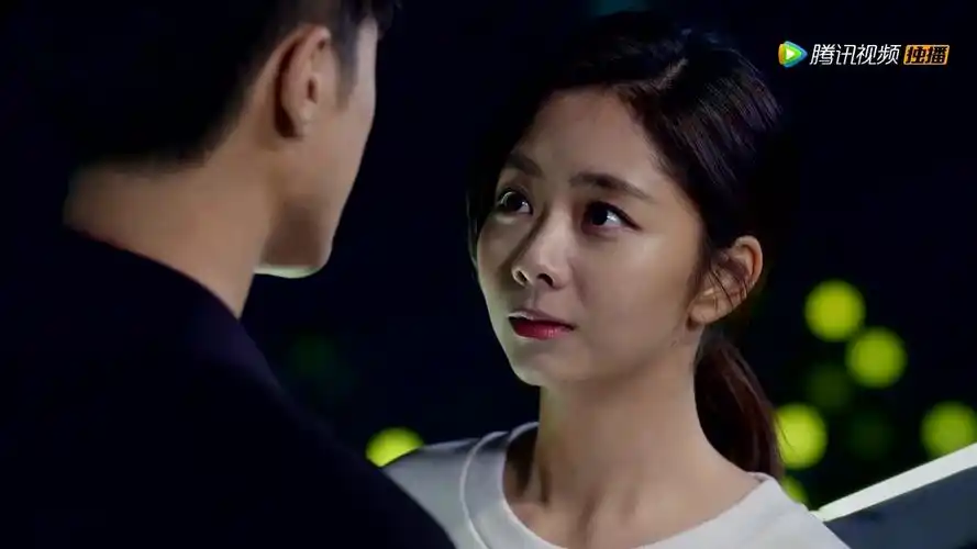 季】 第17集  求婚 用或其他应用扫描二维码 硬币- 点赞 狐狸的夏天2