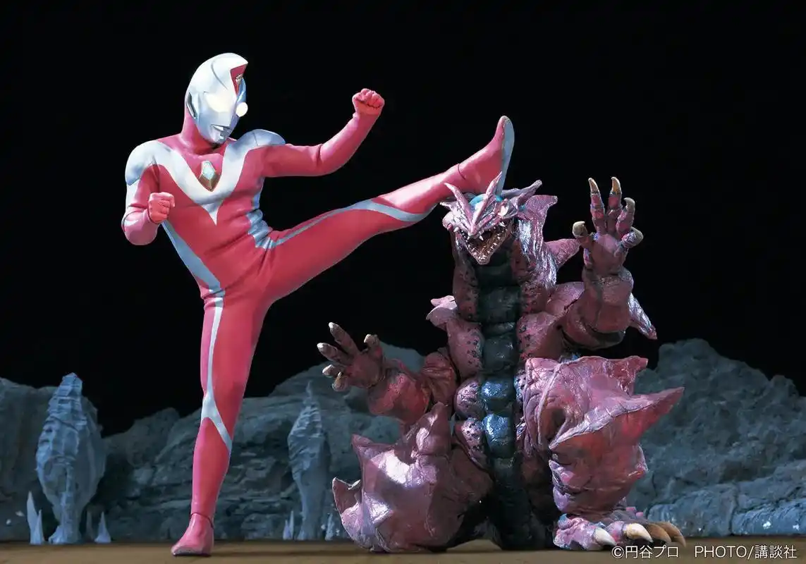 戴拿奥特曼第11集高清剧照.奥特曼系列高清剧照 戴拿篇 19 - 抖音