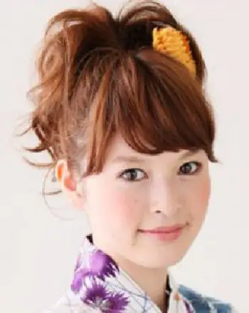 国字脸女生该怎么扎头发 国字脸女生怎么扎头发才好看(2)_发型师姐