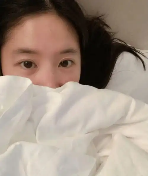 刘亦菲身材频频被议论晒照不开美颜33岁的素颜自拍太真实