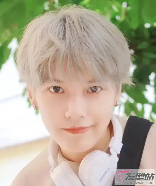 帅气男士潮短发 酷炫十足太吸睛