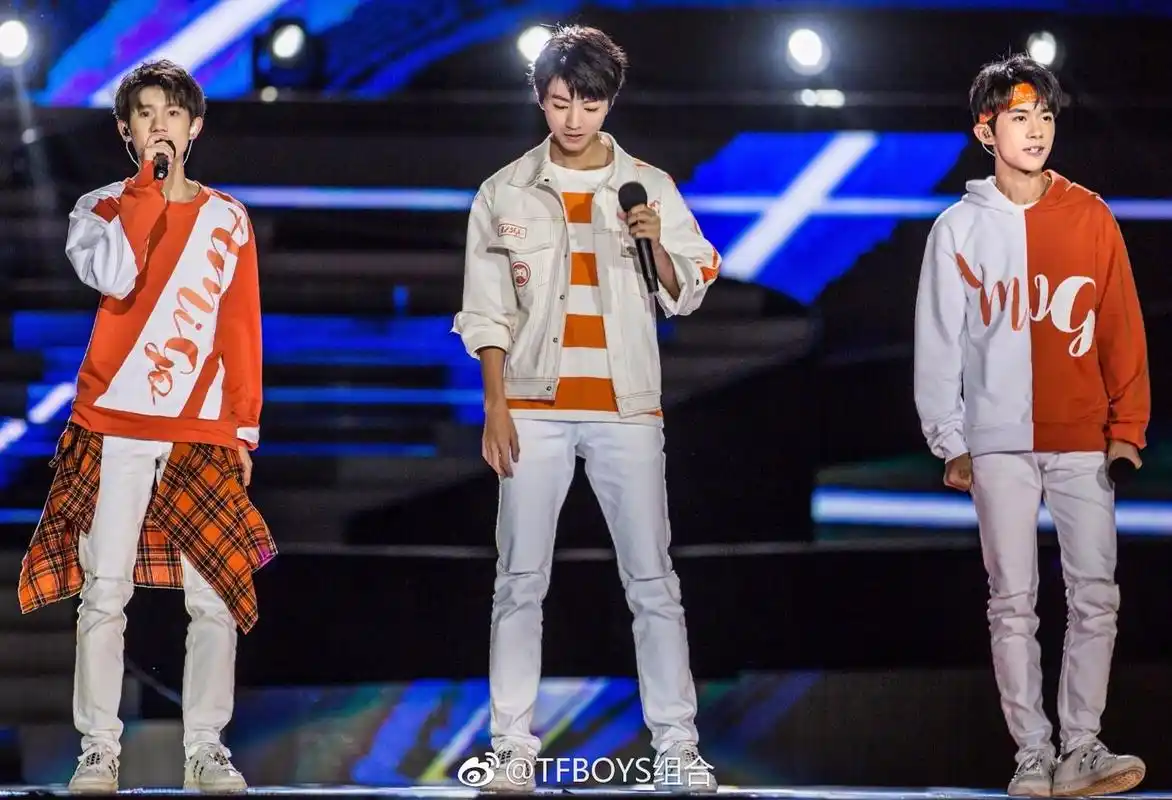 tfboys 2017中央电视台中秋晚会录制