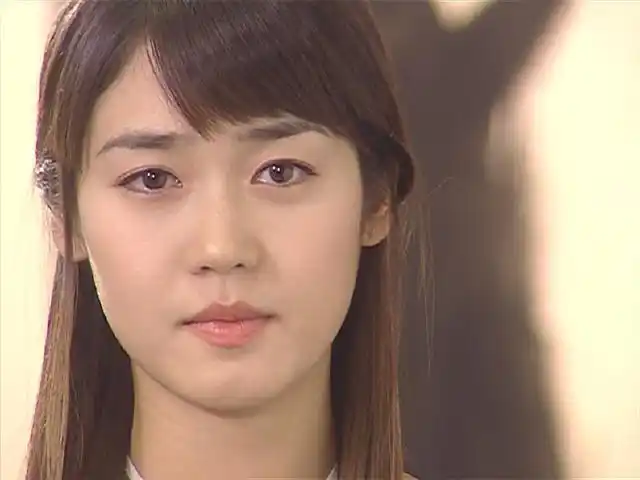 宋承宪的第三位绯闻女友,就是成宥利,她真的是我很喜欢的一位演员了