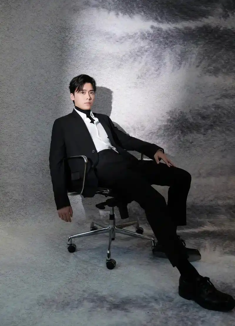 李易峰微博之夜组图来啦