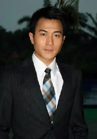 bzyiming.com:刘恺威是男版换头宝贝 变化比杨幂还大