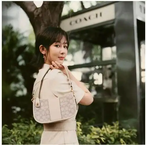 杨紫背coachswinger23vs我背08