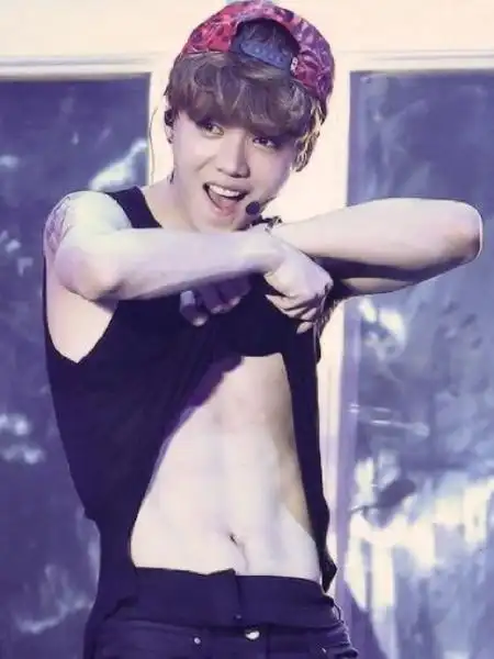 男星腹肌,井柏然妖孽,杨洋帅气,你pick谁?