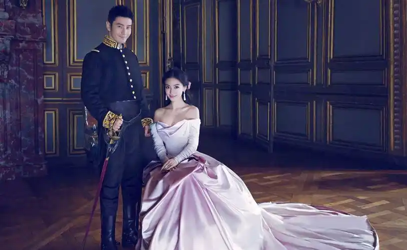 黄晓明2岁儿子近照曝光,小海绵长的太太太太.