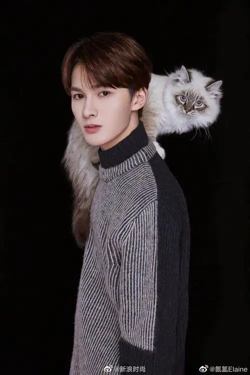 朱正廷有哪些出圈神图? - 知乎