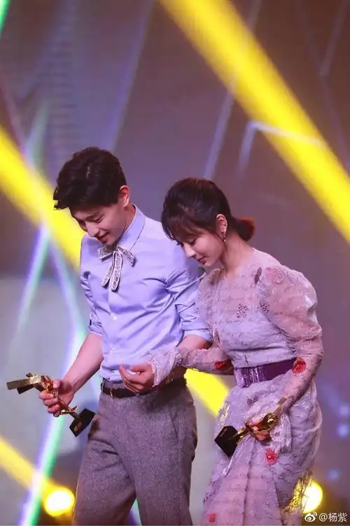 关于邓伦杨紫, - 知乎