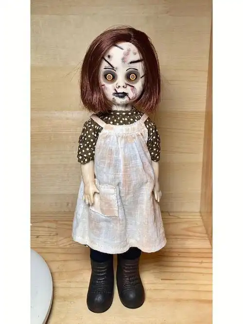 活死人娃娃livingdeaddolls34代ashlee