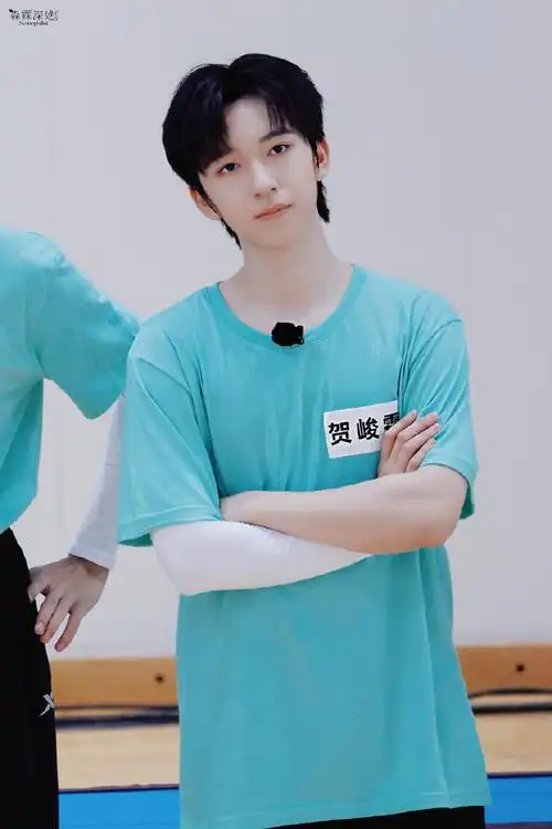 贺峻霖夏季运动会路透