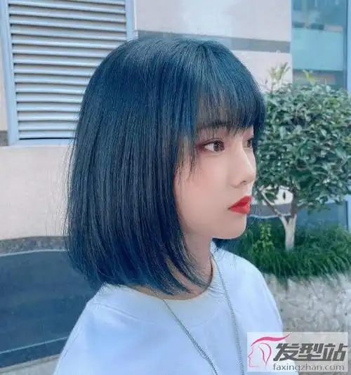 最火的短发染发颜色 短发与潮发色才是正确打开方式_发型站_最新流行